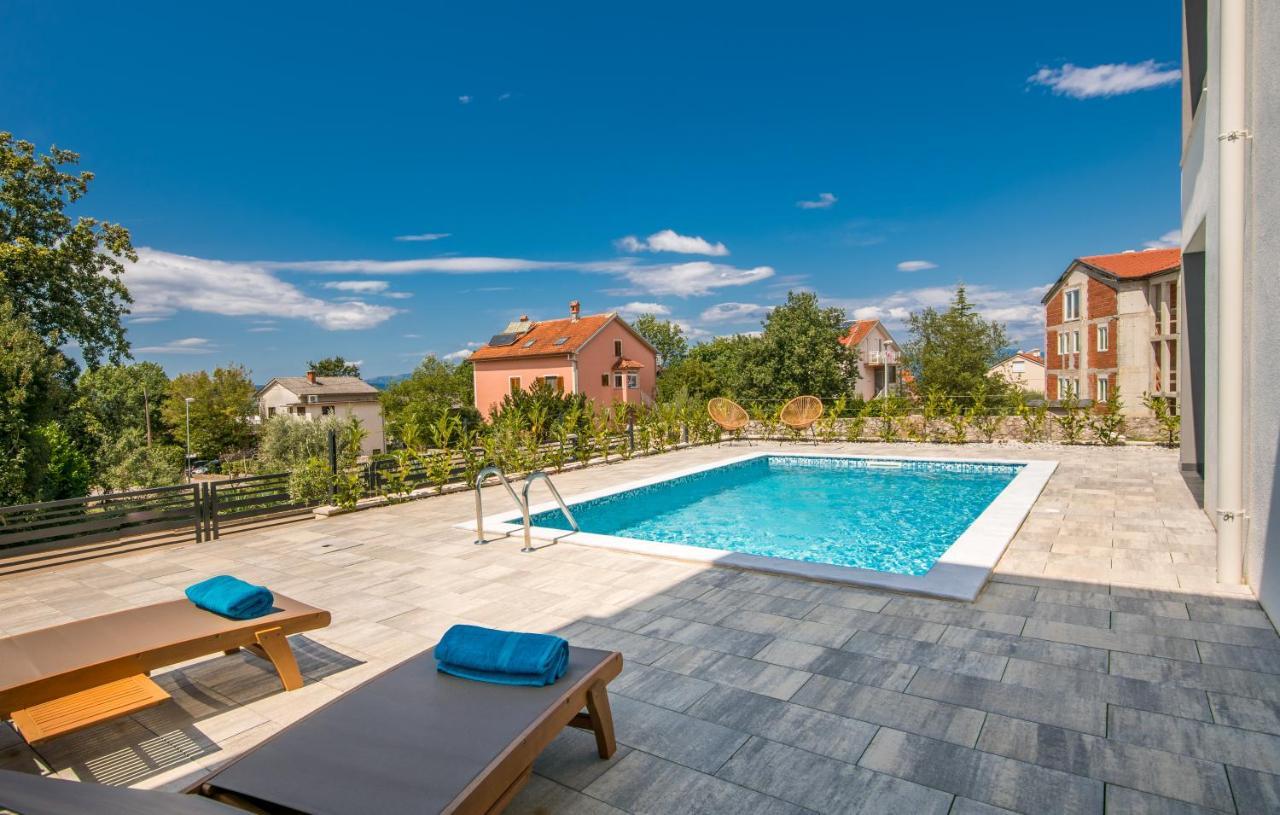Vila Stemark Njivice Exteriör bild
